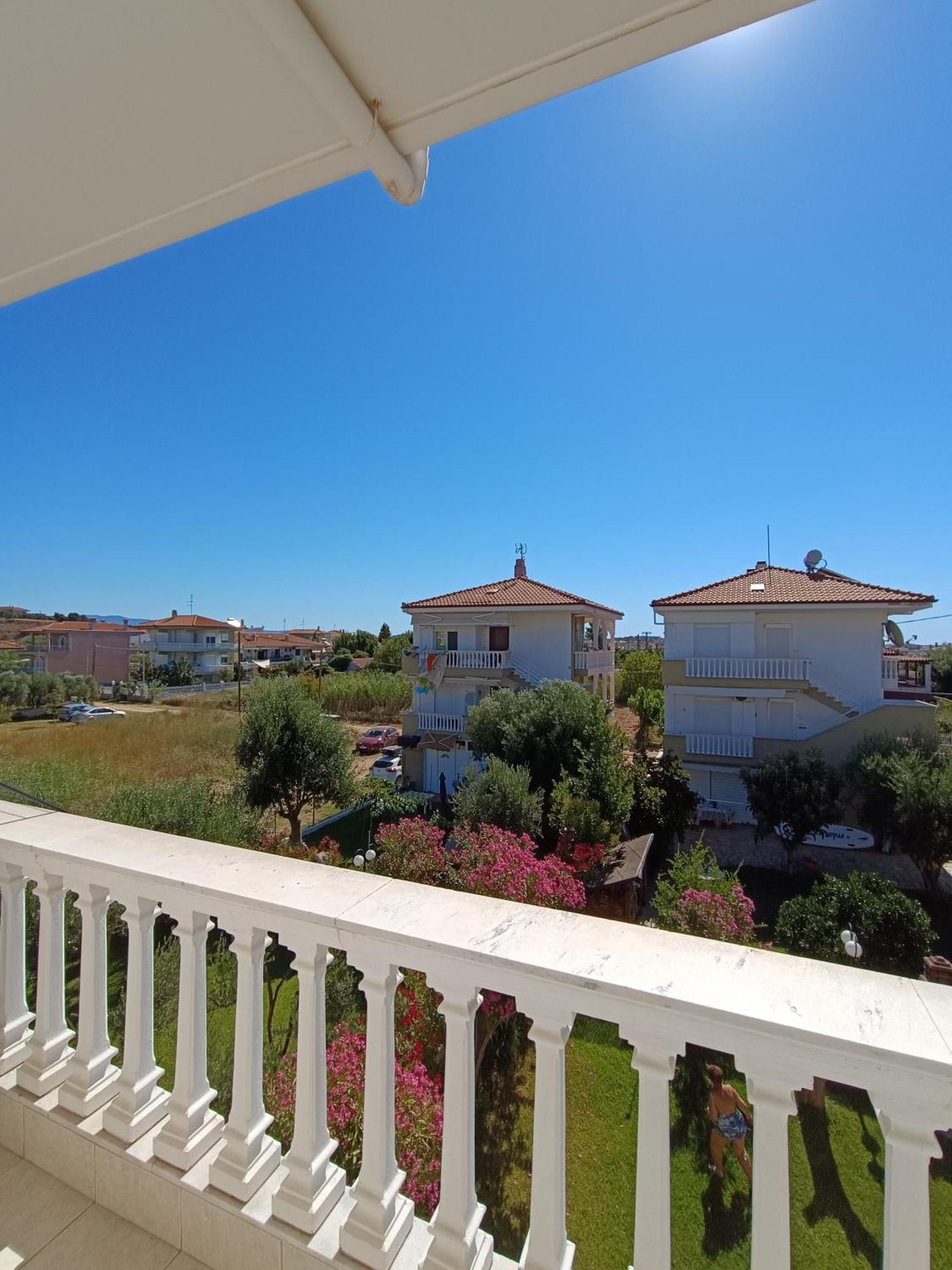 Dimar1 Seaside Apartment Paralia Dionysiou Exteriör bild