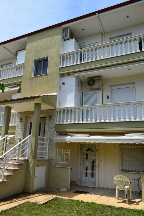 Dimar1 Seaside Apartment Paralia Dionysiou Exteriör bild