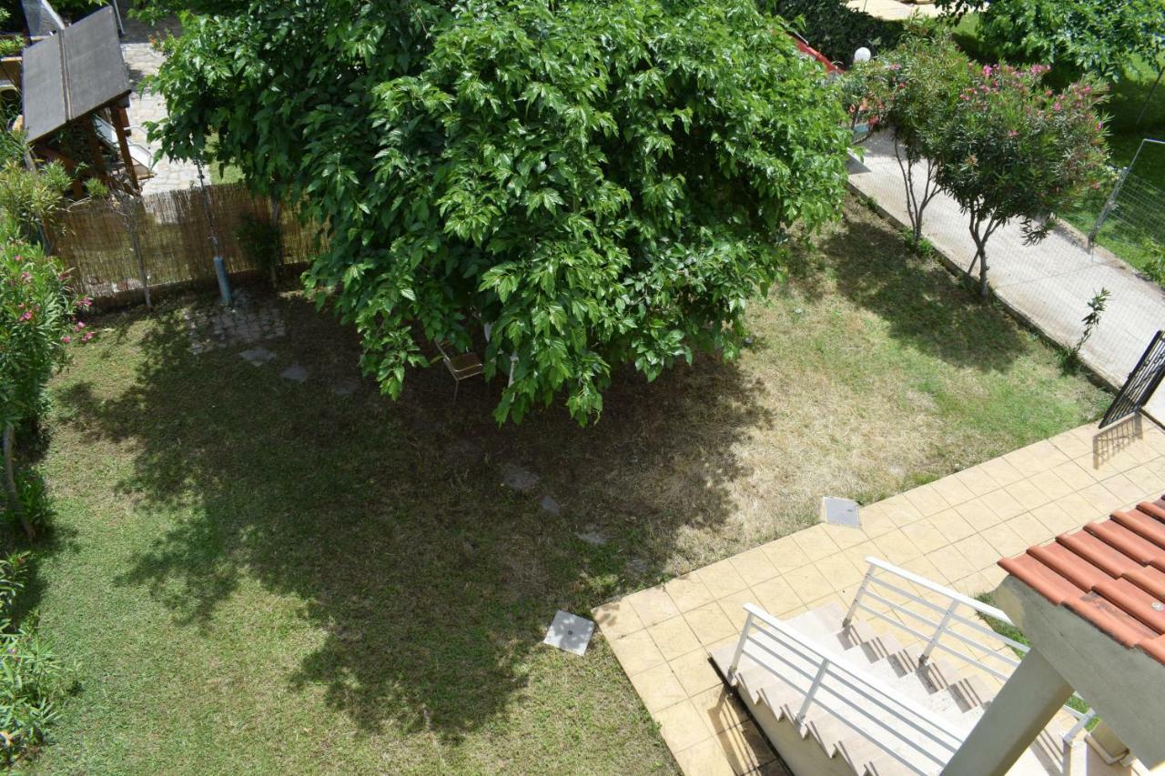 Dimar1 Seaside Apartment Paralia Dionysiou Exteriör bild