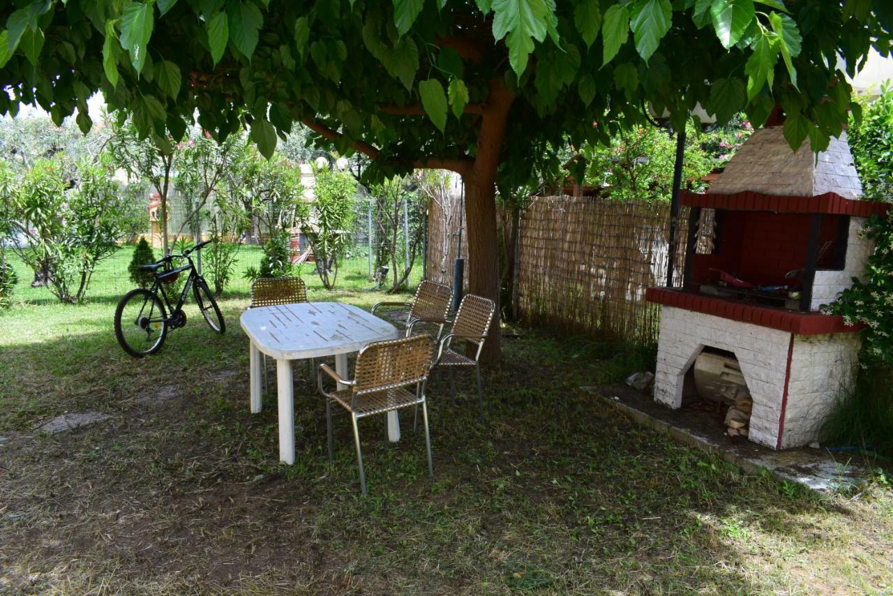 Dimar1 Seaside Apartment Paralia Dionysiou Exteriör bild