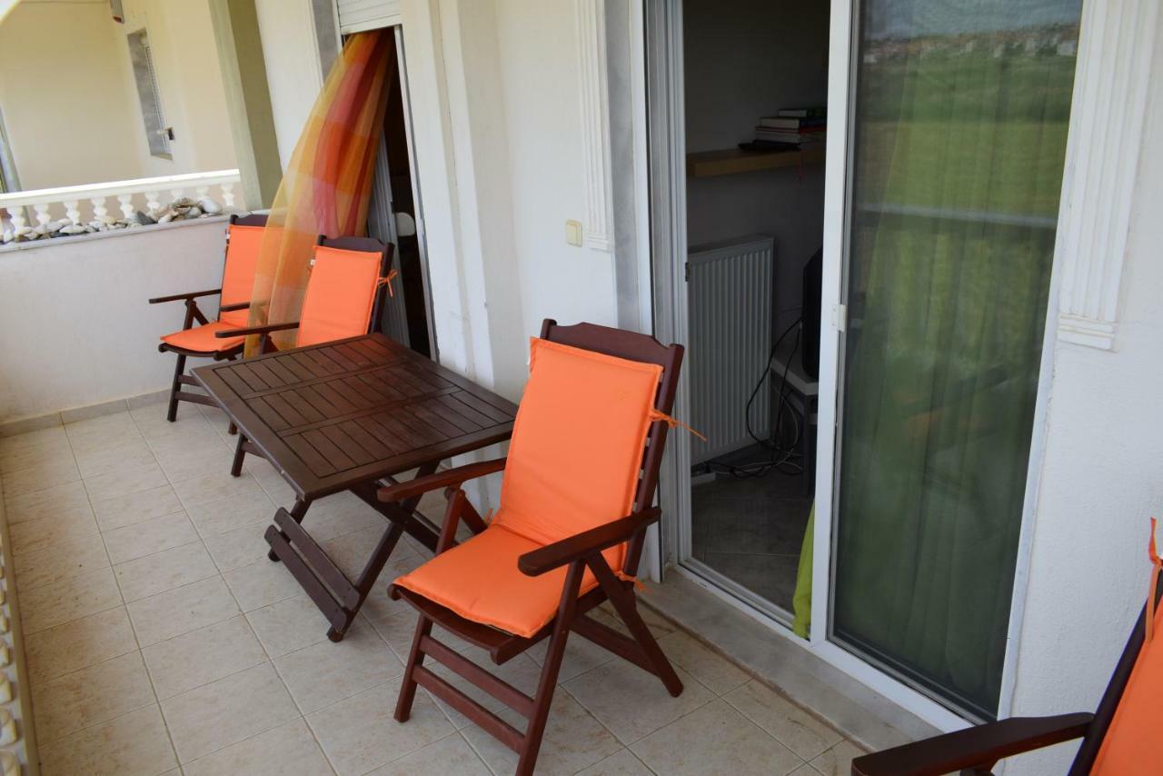 Dimar1 Seaside Apartment Paralia Dionysiou Exteriör bild